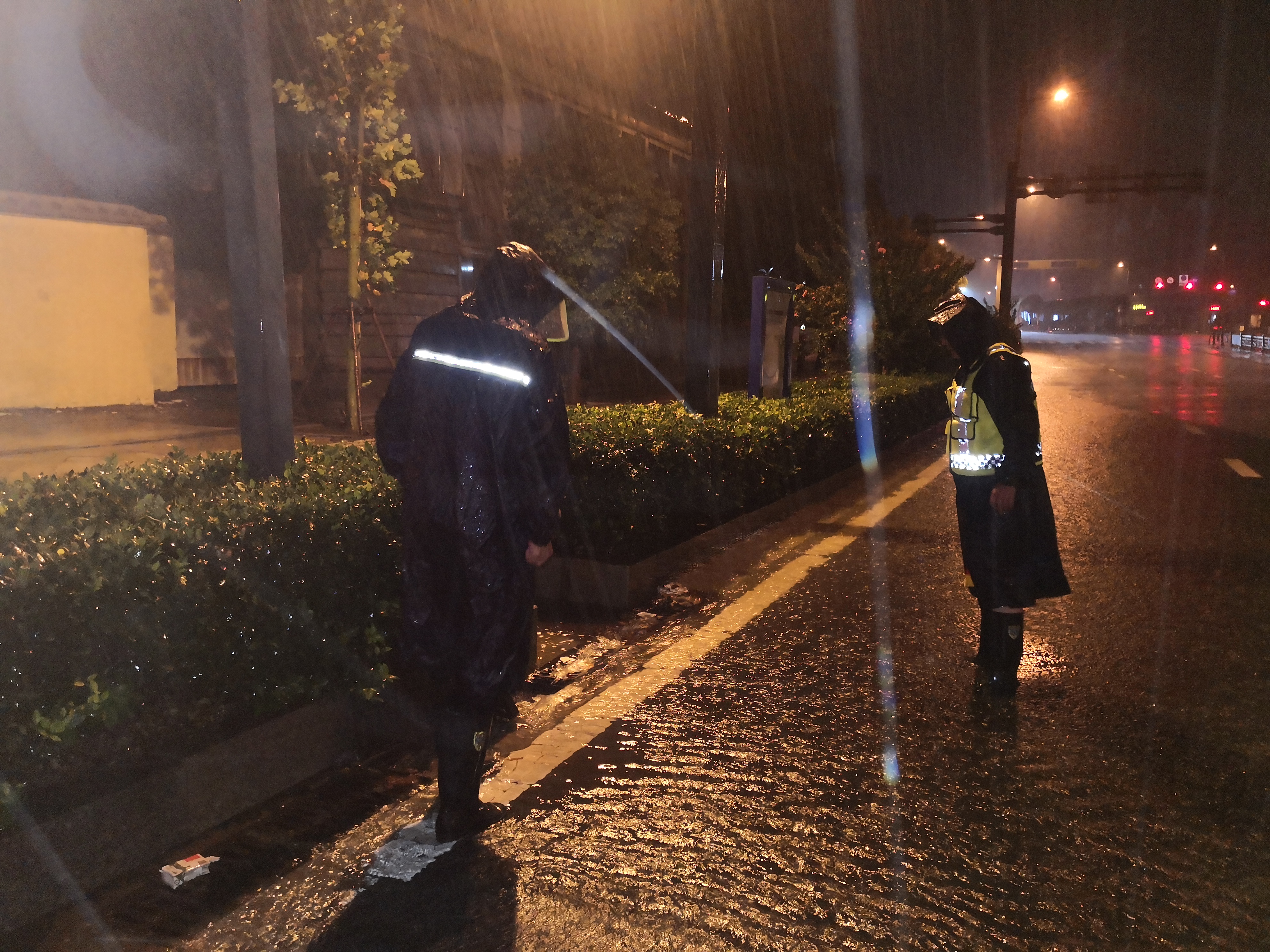 防御臺風，公交事業二部一直在行動