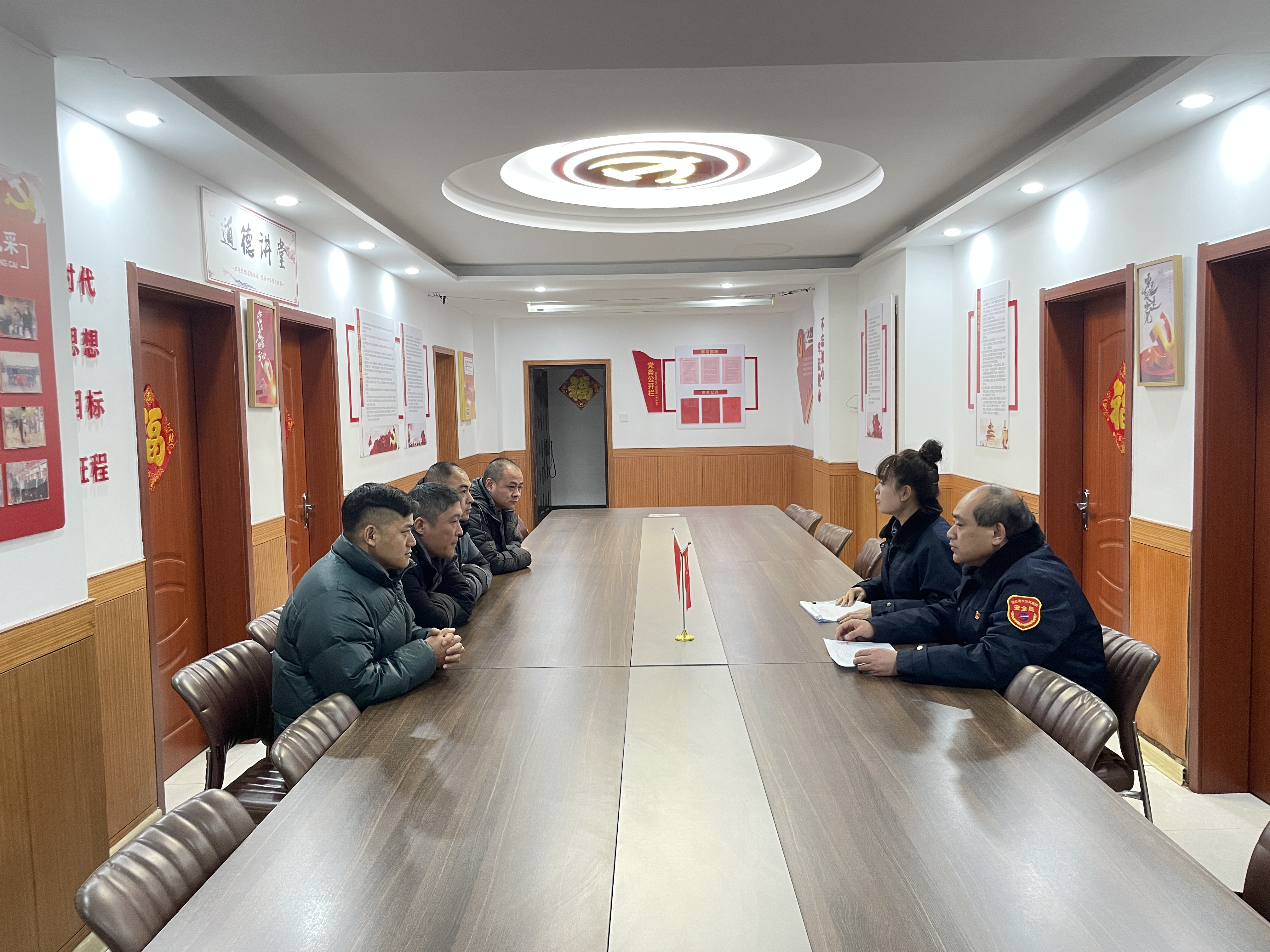 公交集團(tuán)公交事業(yè)一部開(kāi)展新進(jìn)駕駛員崗前安全教育培訓(xùn)