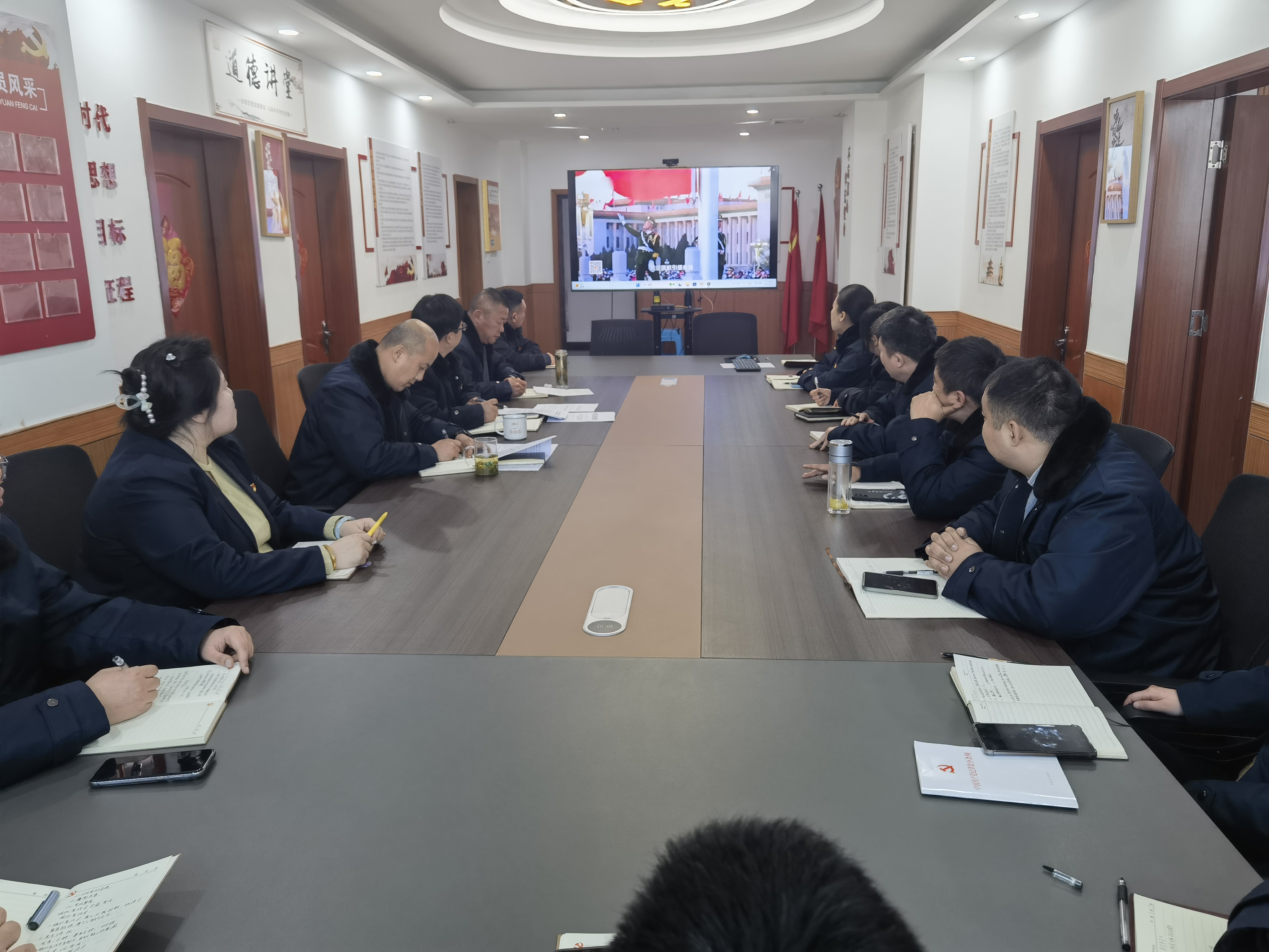 觀《向新出發》，砥礪奮進開新局