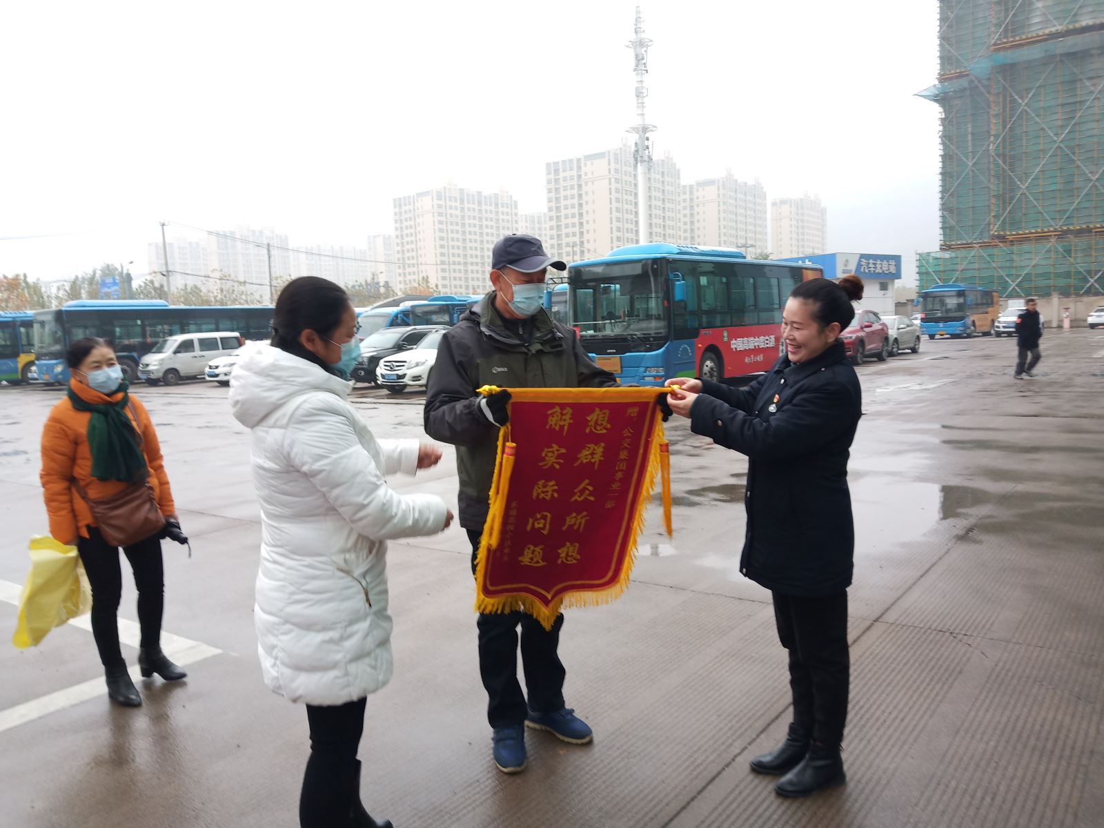 想群眾所想  解實際問題