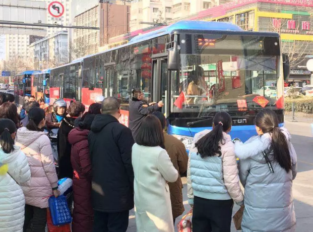 公交集團(tuán)圓滿(mǎn)完成春運(yùn)安全運(yùn)輸保障工作