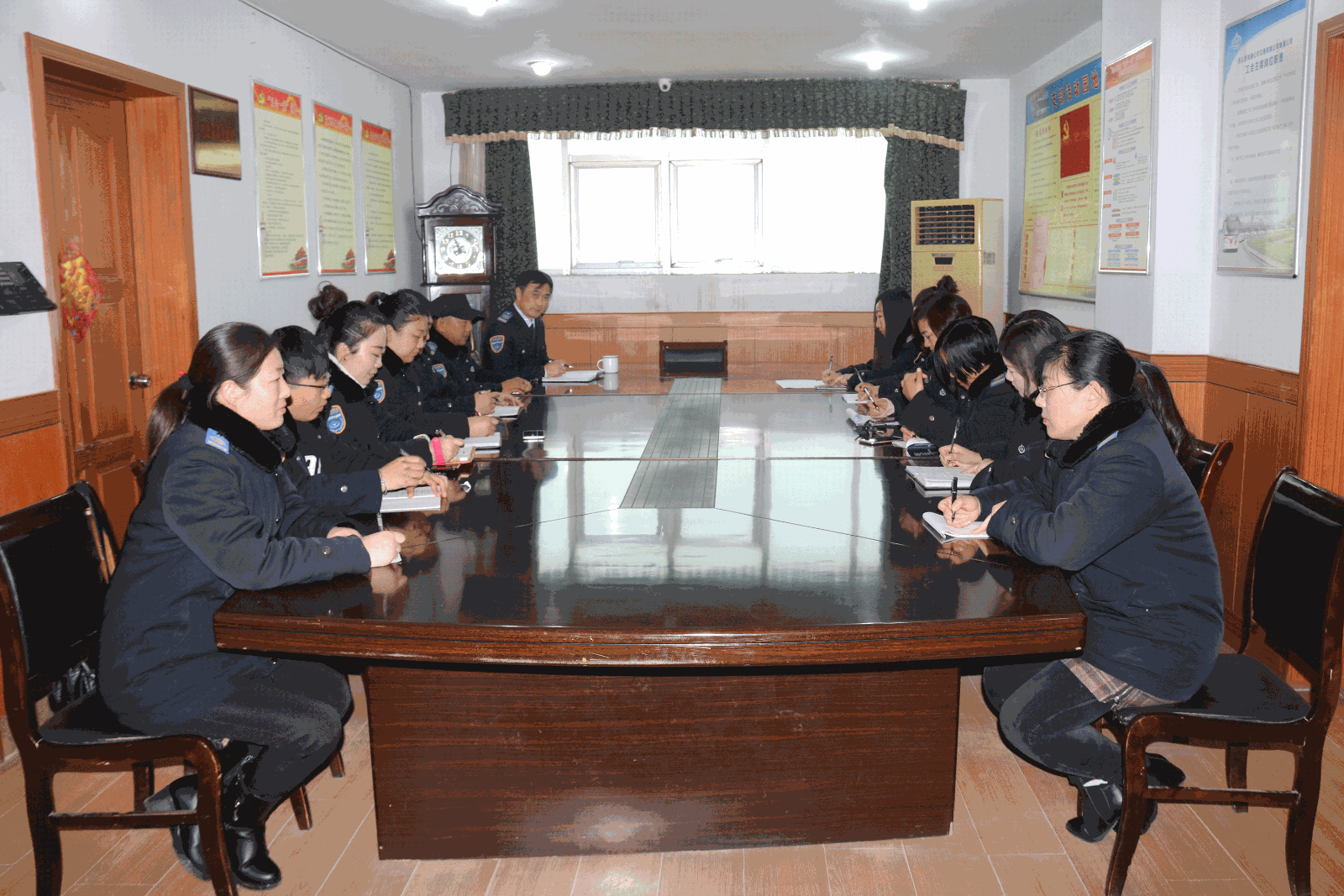 公交集團新浦公司信息中心全力做好 2017年收尾工作