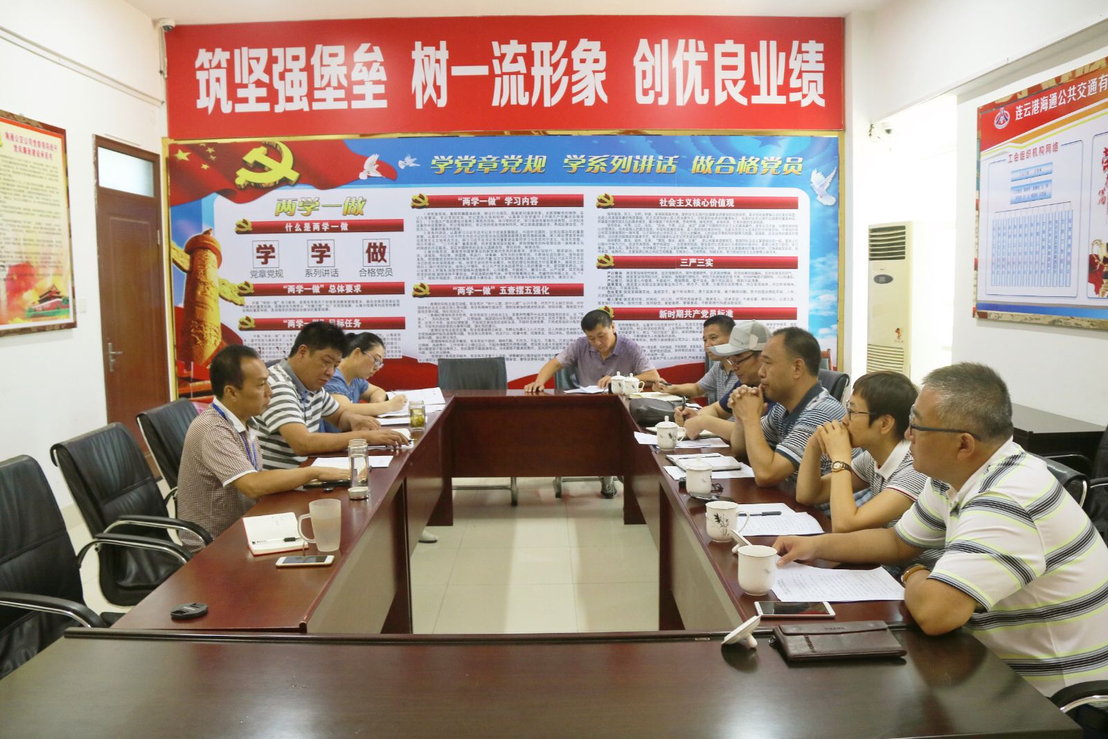 市安全檢查組檢查海通公交公司安全生產工作