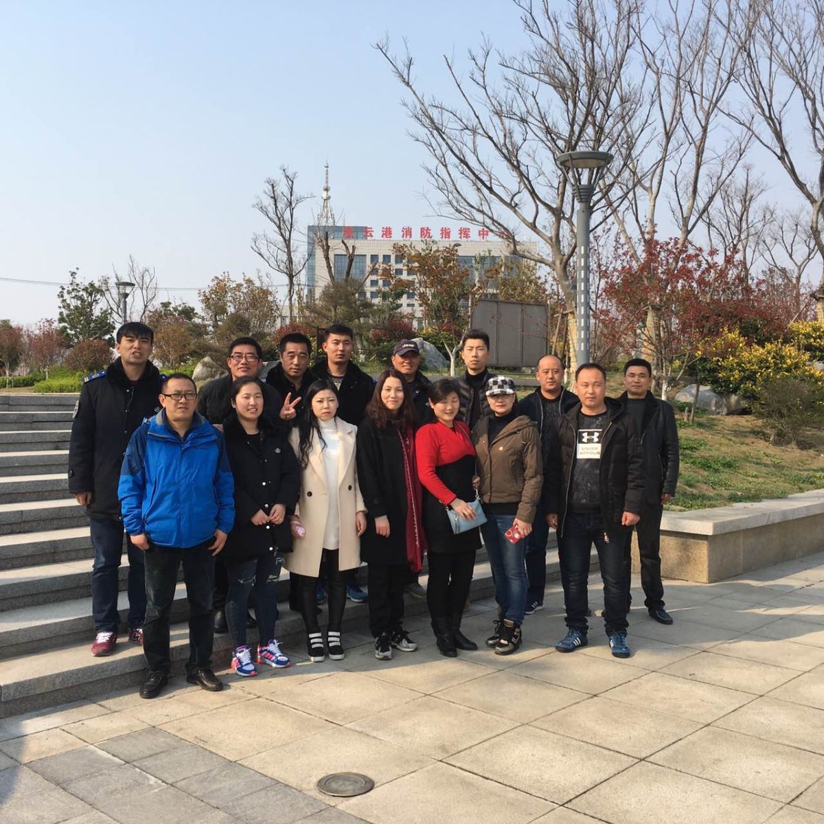 公交新浦公司開展應急救援隊伍體能訓練