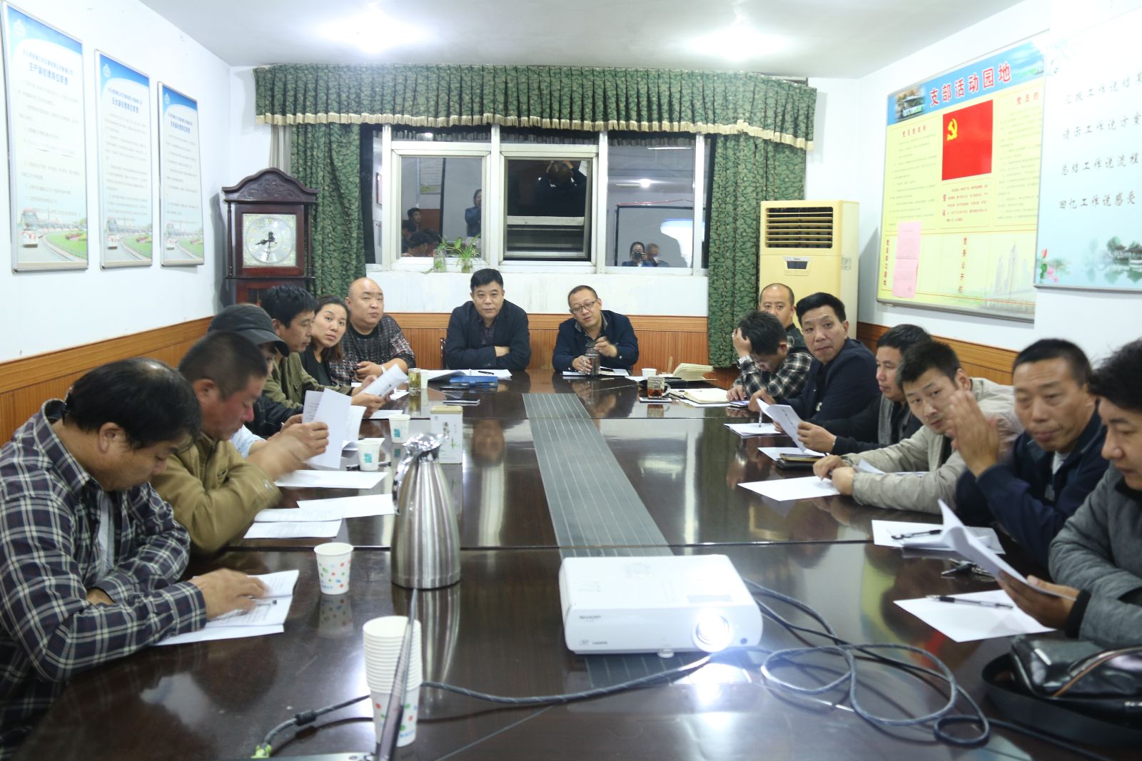 公交新浦公司召開《駕駛員營運服務標準規范》試行動員會議